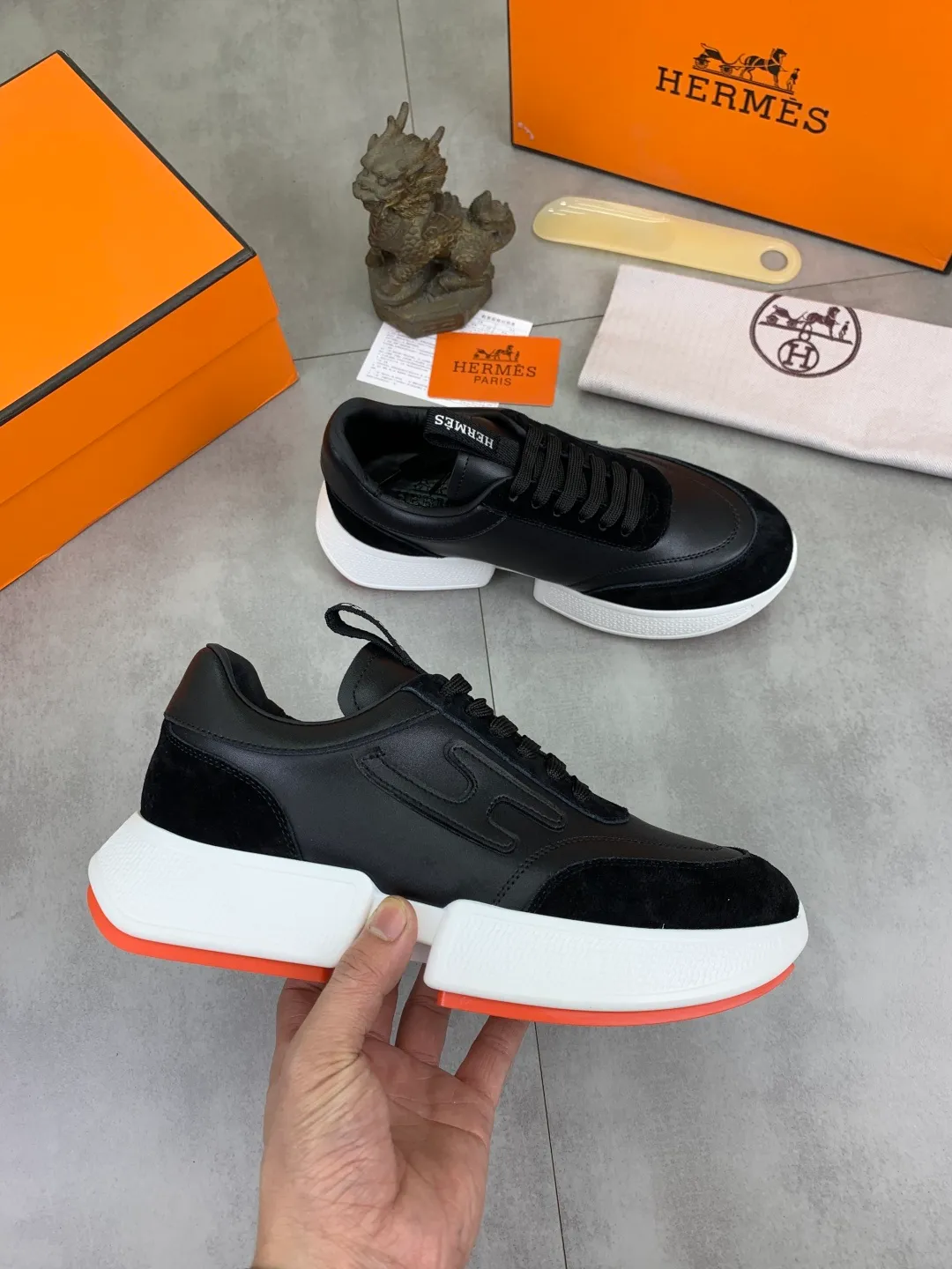 Men's shoes 💰P460 new style [HERMES] Hermès - High-end quality original order - Upper: 🔝 Napa calfskin, sewn brand 'H' totem - Inner: water-dyed cowhide - Outsole: ultra-light TPU foam; molded outsole - Ultra-high quality control·Fine workmanship: highlighted (high-end·luxury·grade) -Size: 38-44 (45 can be customized)·